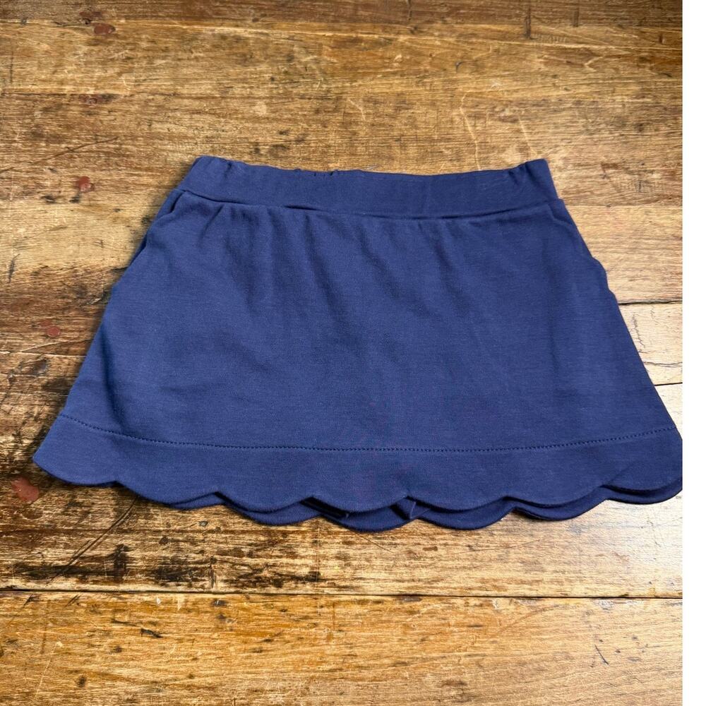 The Proper Peony Scalloped Navy Skort size 5